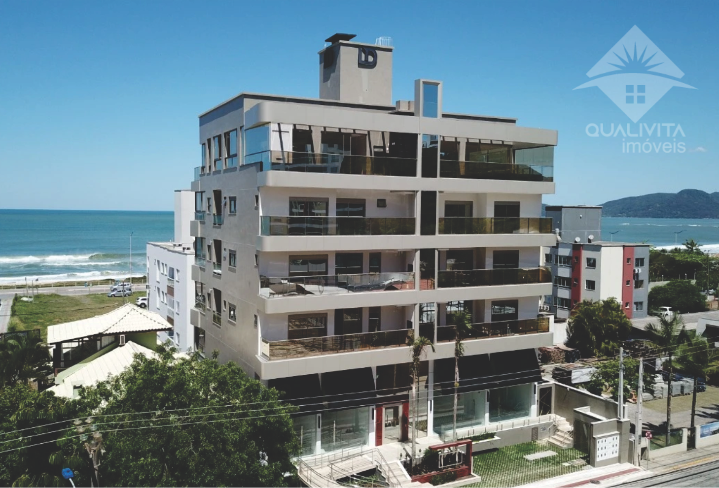 Apartamento À VENDA – Com vista para o mar – Praia Brava – Itajaí – SC